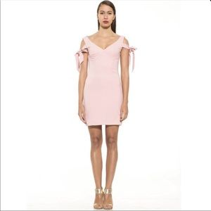 Alexia Admor Courtney tie-sleeve bodycon dress